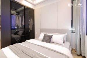 Nhà mẫu căn hộ 3 phòng ngủ The Win City – phòng ngủ master