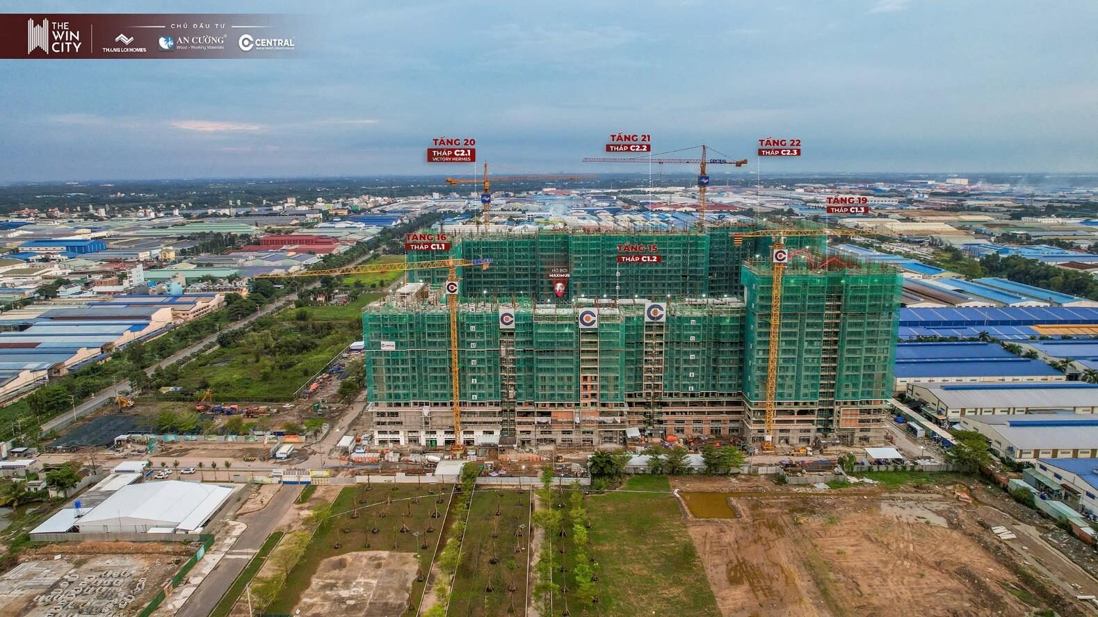 Công trường The Win City tháng 10/2026 nhìn từ trên cao, tháp Victory Hermes C2.1 thi công đến tầng 20